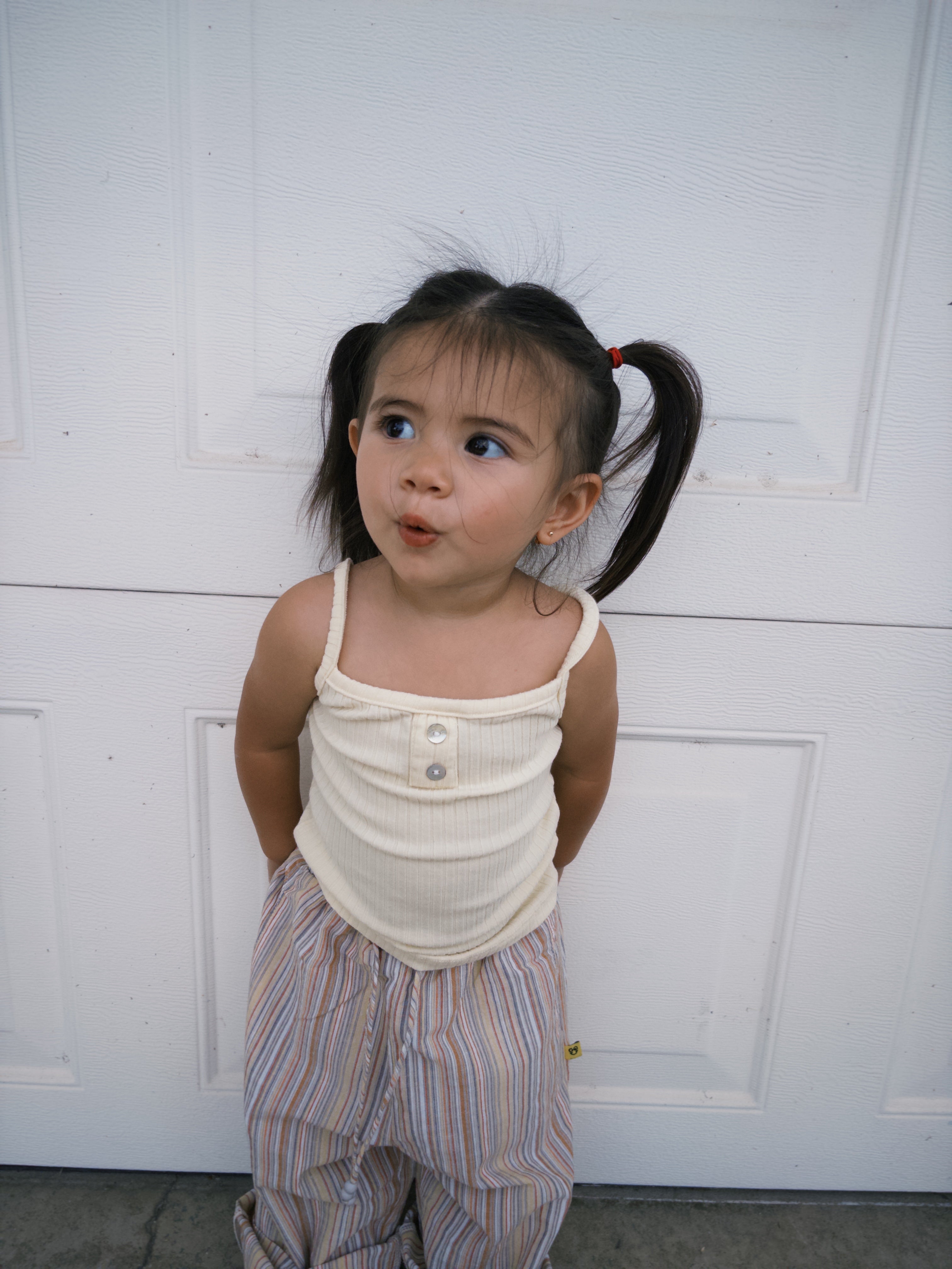 Sleeveless with Buttons - Light Yellow